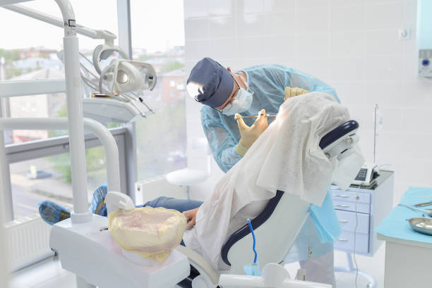 Best Emergency Dentist for Knocked-Out Tooth in Mitchellville, IA